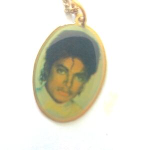 Vintage Michael Jackson Gold Plated Oval Pendant Necklace